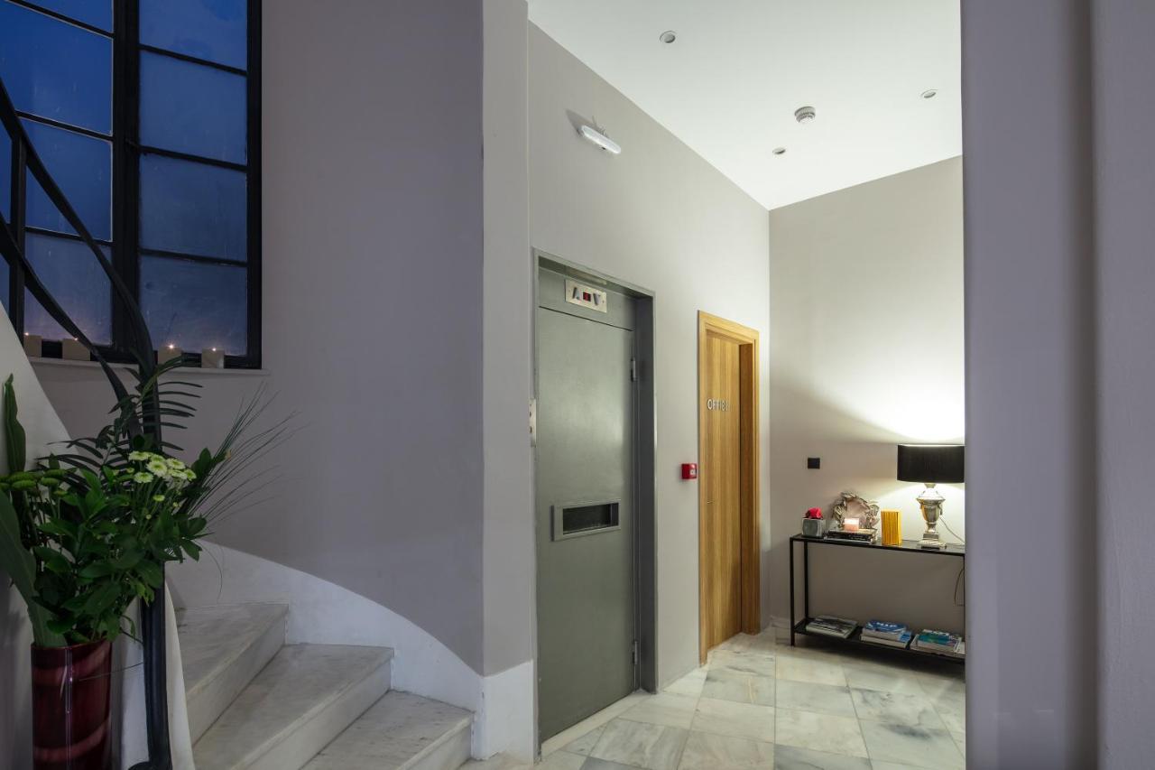The Vault Athens Hotell Exteriör bild